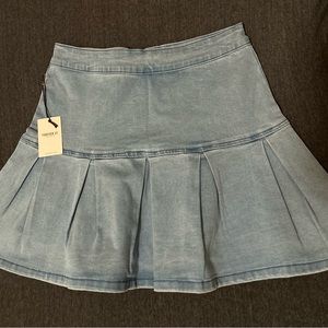 Forever 21 Pleated Jean Skirt New W/tags
